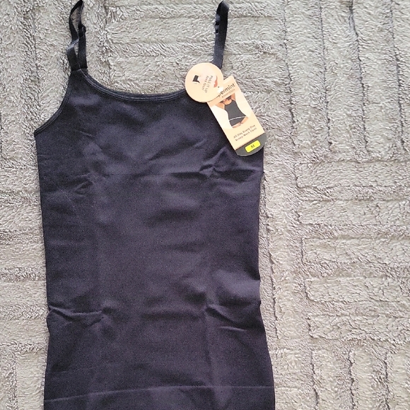 Shapermint Tops - Shapermint Essentials All Day Every Day Scoop Neck Cami